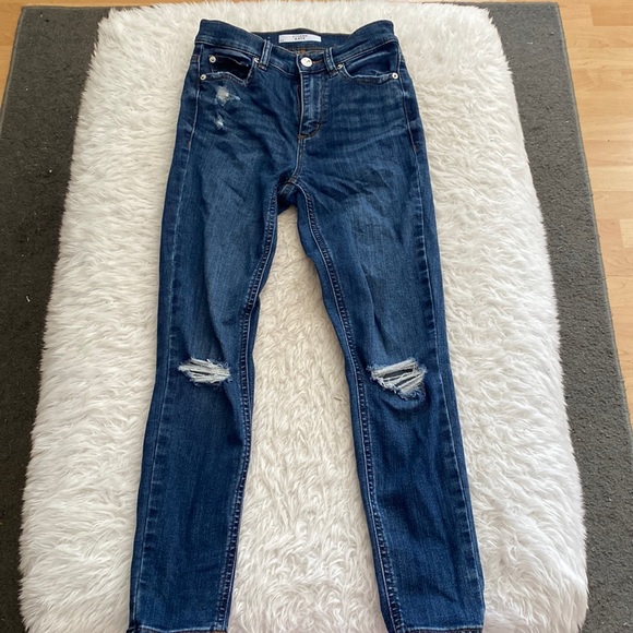 Dynamite Kate Jean - Picture 1 of 2